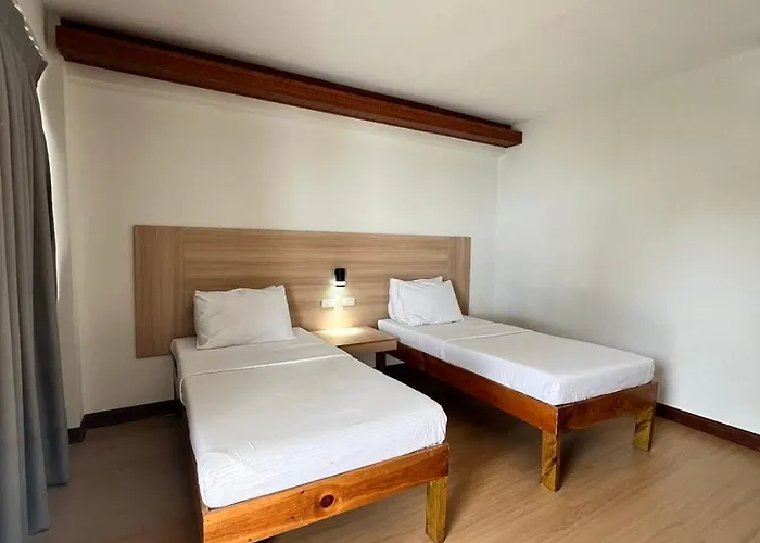 Hotel Cebu Club Med